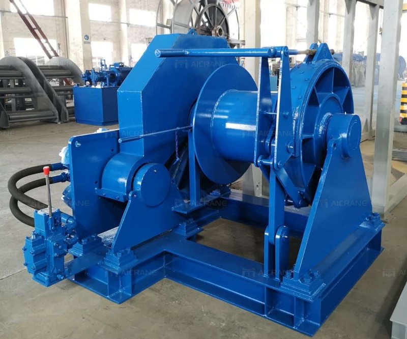 hydraulic mooring winch