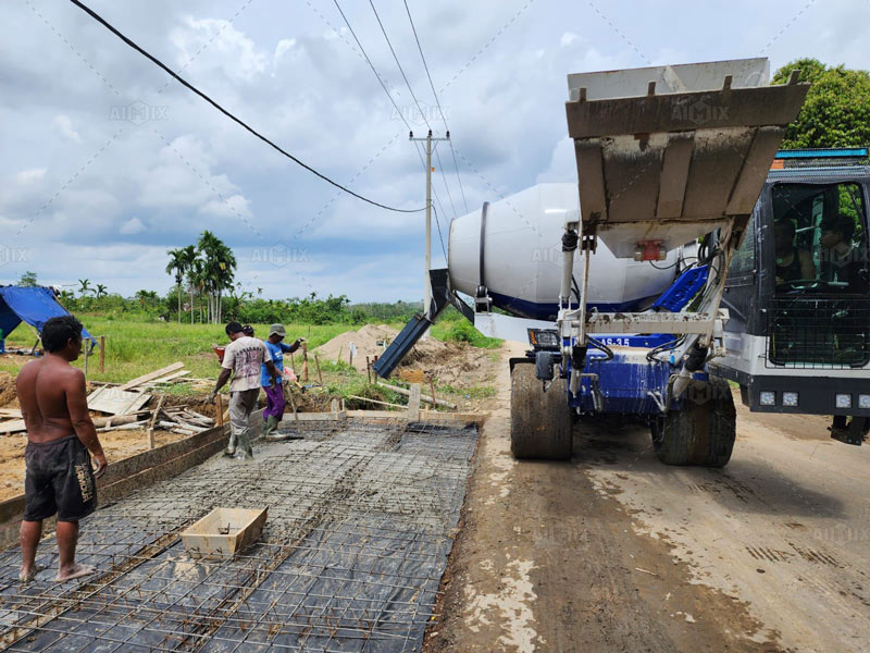 Self-Loading Concrete Mixer for Road Construction
