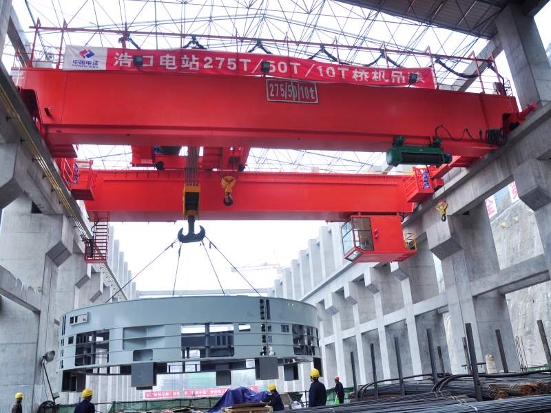 large overhead crane equipment
